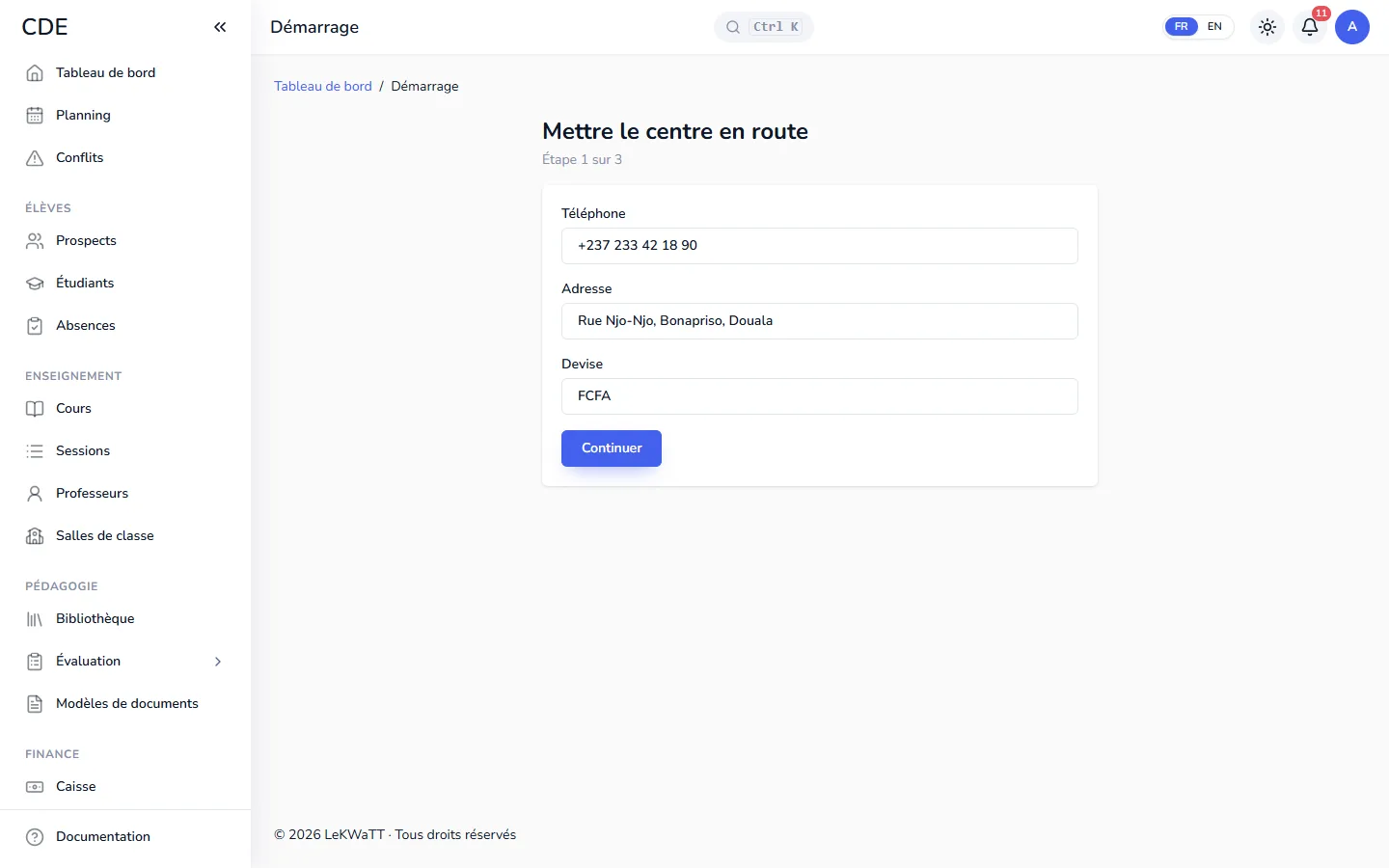 Étape 1 du démarrage : téléphone, adresse et devise du centre